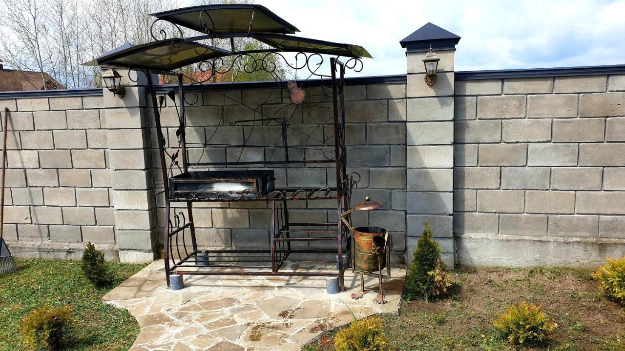 Садиба For Rest Svityaz' Buitenkant foto